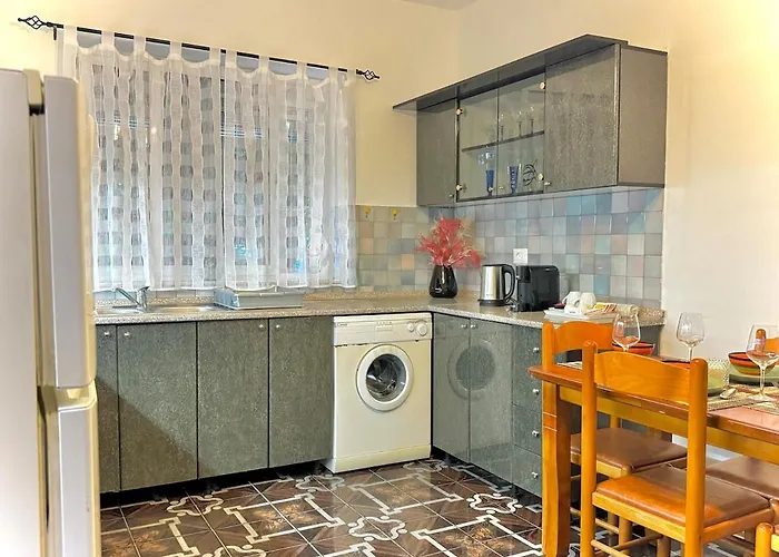 Garden * ティラナ